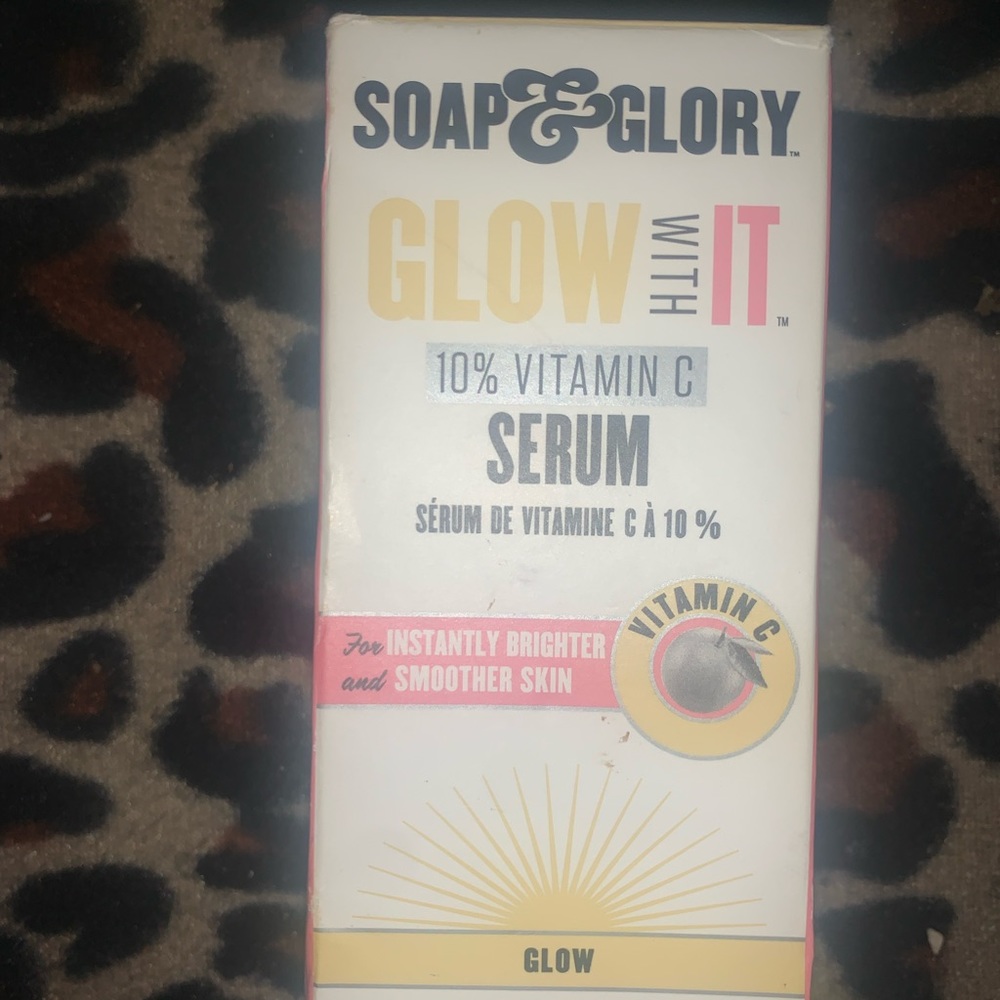 Soap&glory glow with it 10% vitamin c serum